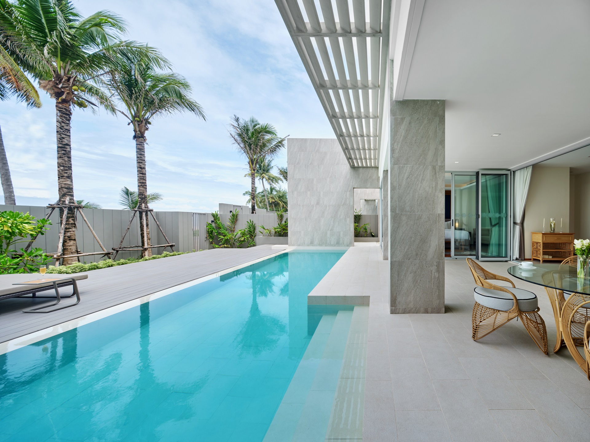 Three-Bedroom Pool Suite Beachfront